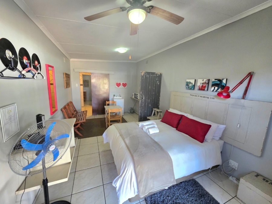 5 Bedroom Property for Sale in Jordania Free State